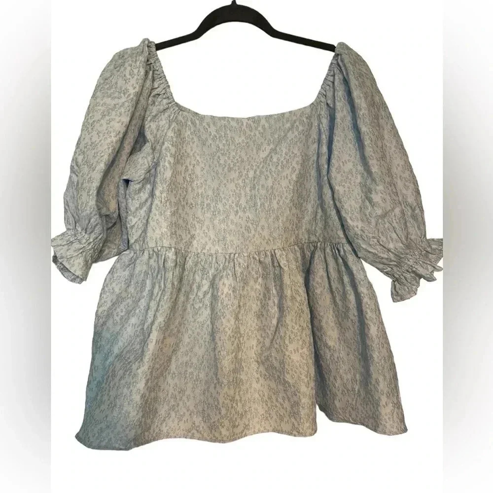 Arula baby blue textured top with puff sleeve size B 18/20